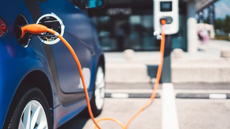 Automjetet elektrike dhe sfidat për të përmbushur objektivat e CO2 të BE-së