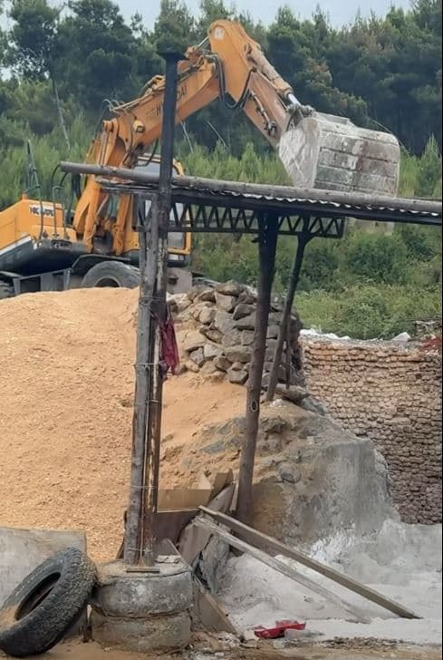 Krujë: Prishen struktura informale për shuarjen e gëlqeres që ndotnin ajrin dhe tokën